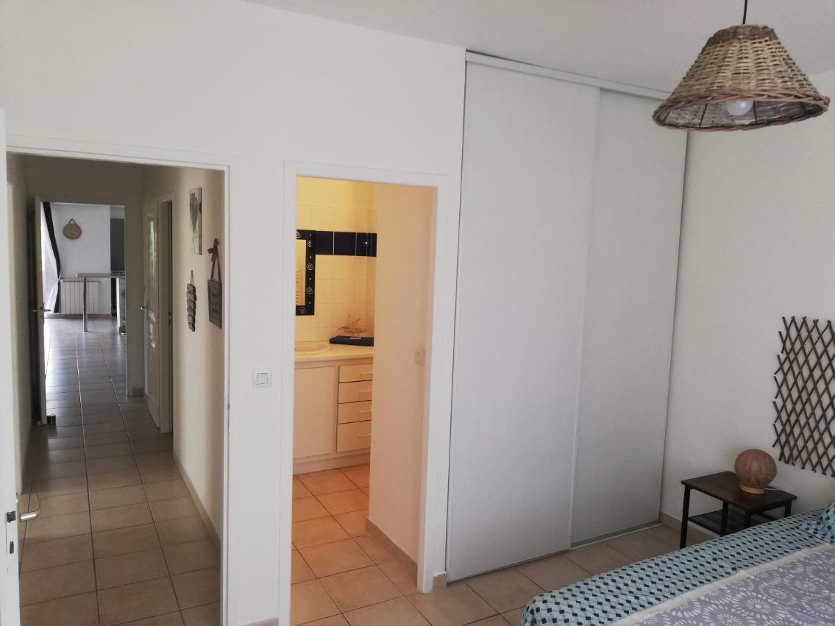 Superbe appartement de 90m2 à Uzes super équipé avec Garage et grand parking privatif Extérieur photo